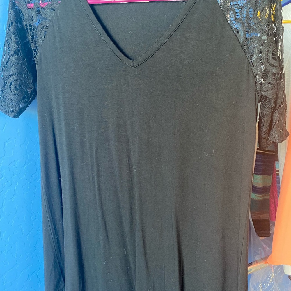 Black lace short sleeve T